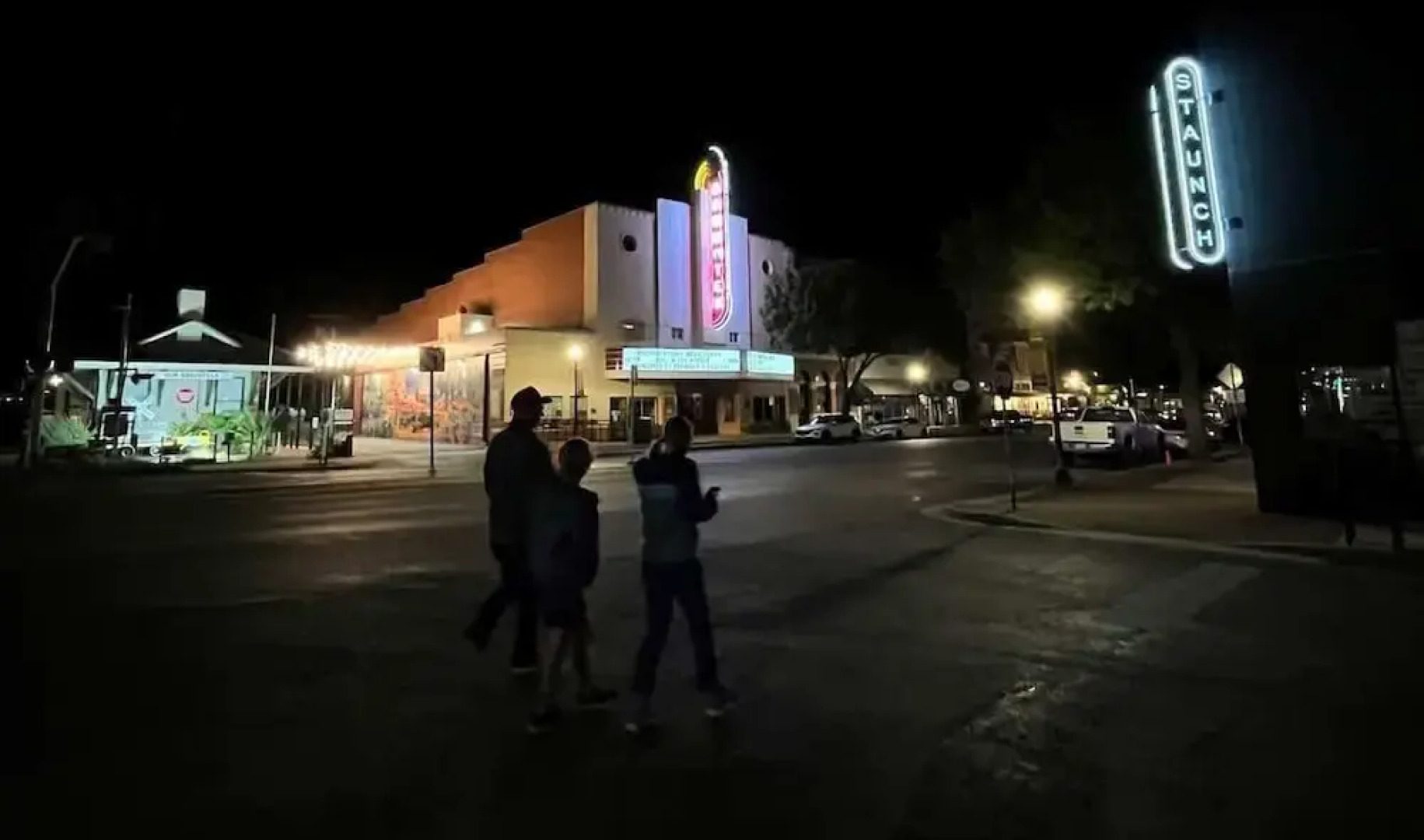 Tolle Haus: W/pool & Firepit-walk to Schlitterbahn, Comal Chutes & Downtown!