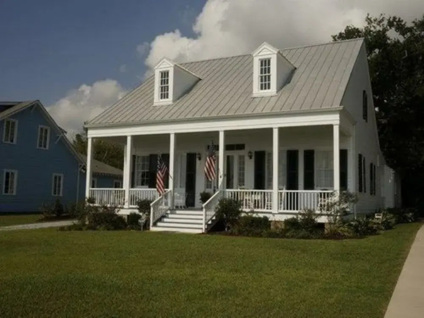 Aunt Dot's Luxurious Beachfront B&B