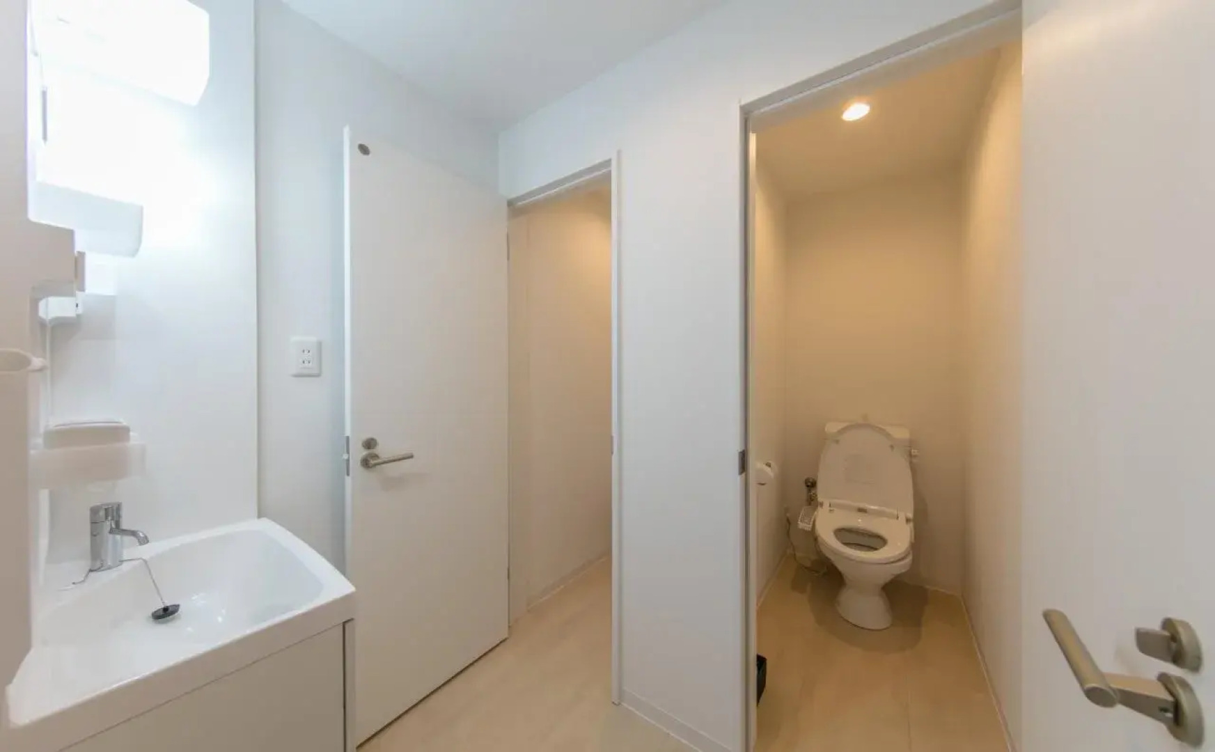 Guesthouse SAI - Hostel