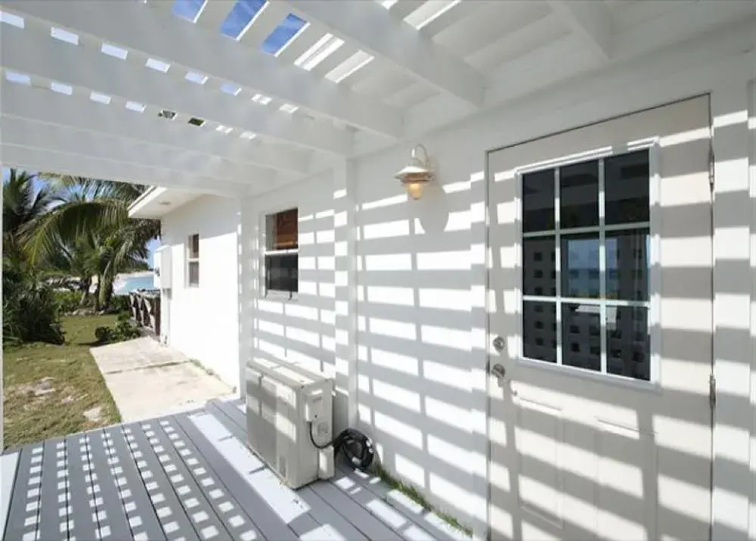 Alfred House & Cottage