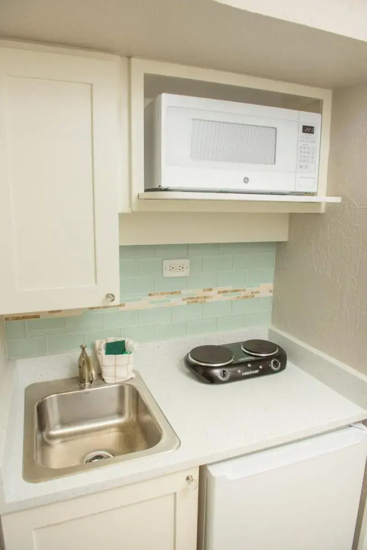 Tahitian Beach Resort