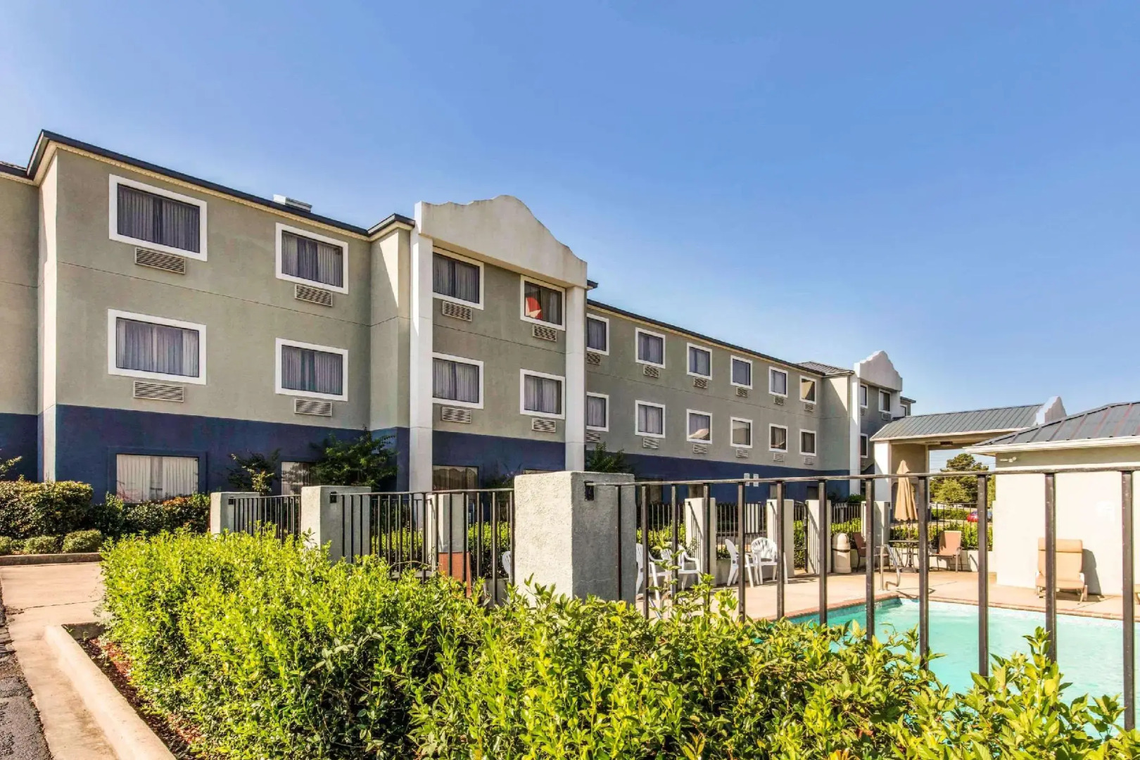 Quality Inn & Suites Pearl - Jackson