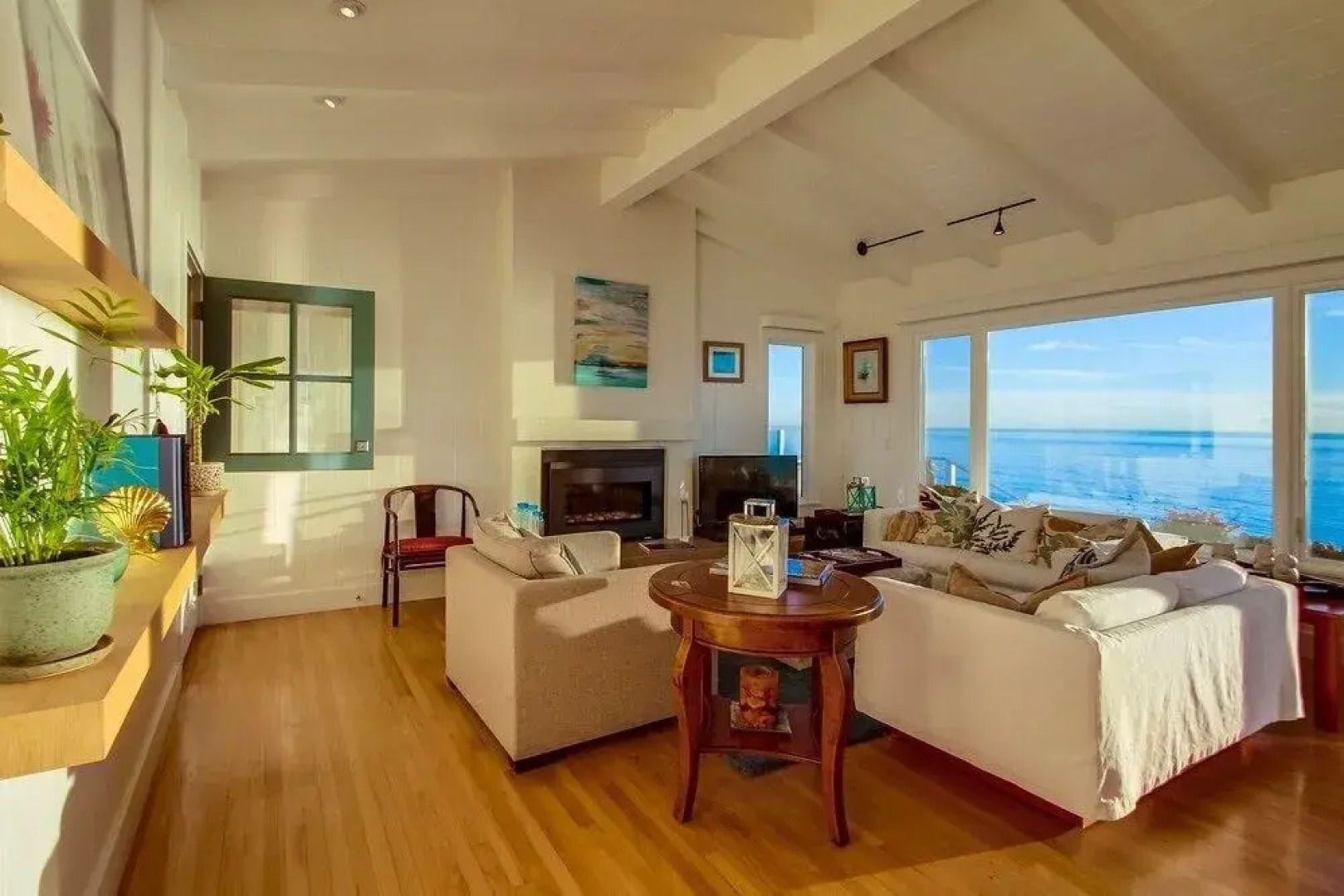 Sunset Beach 2 Bedrooms 2 Bathrooms Home