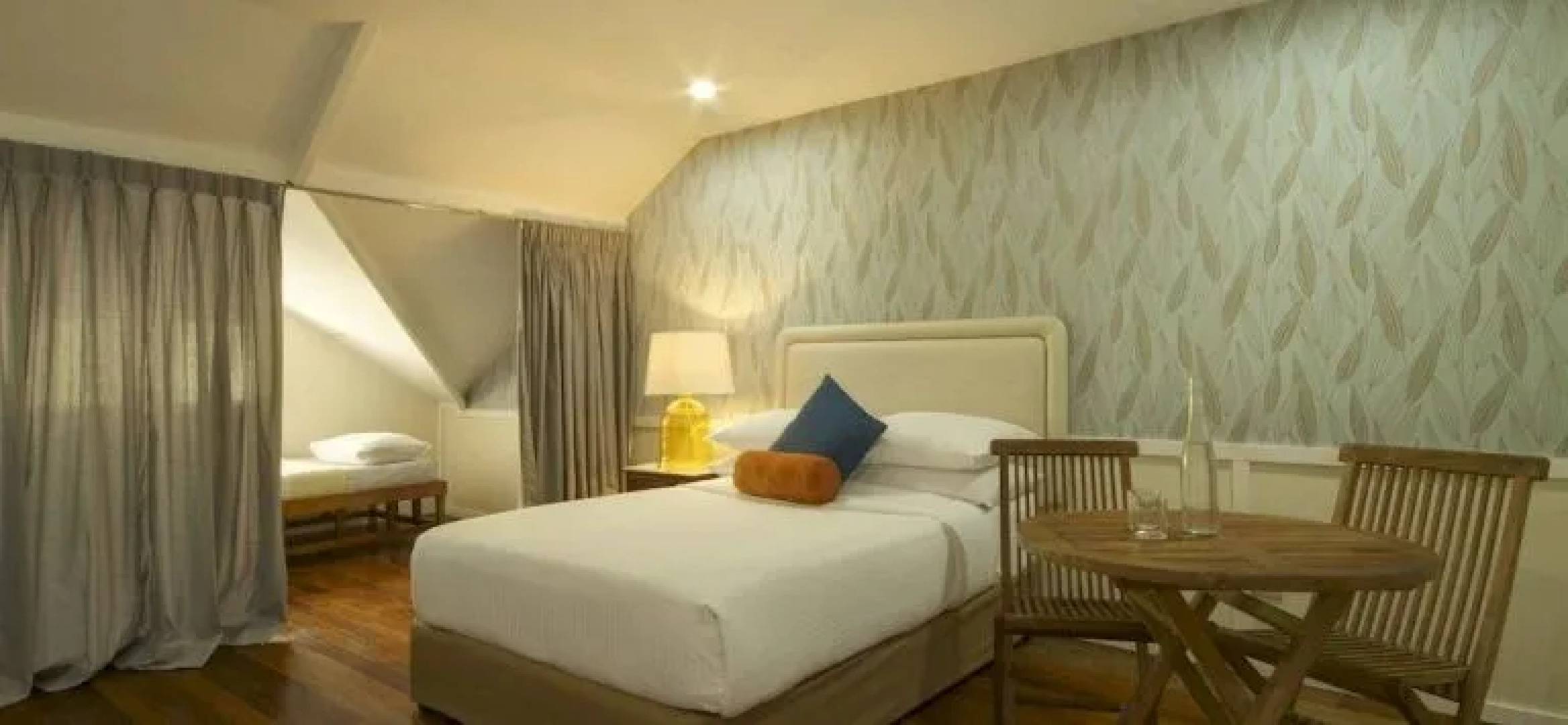 Sta. Monica Beach Club