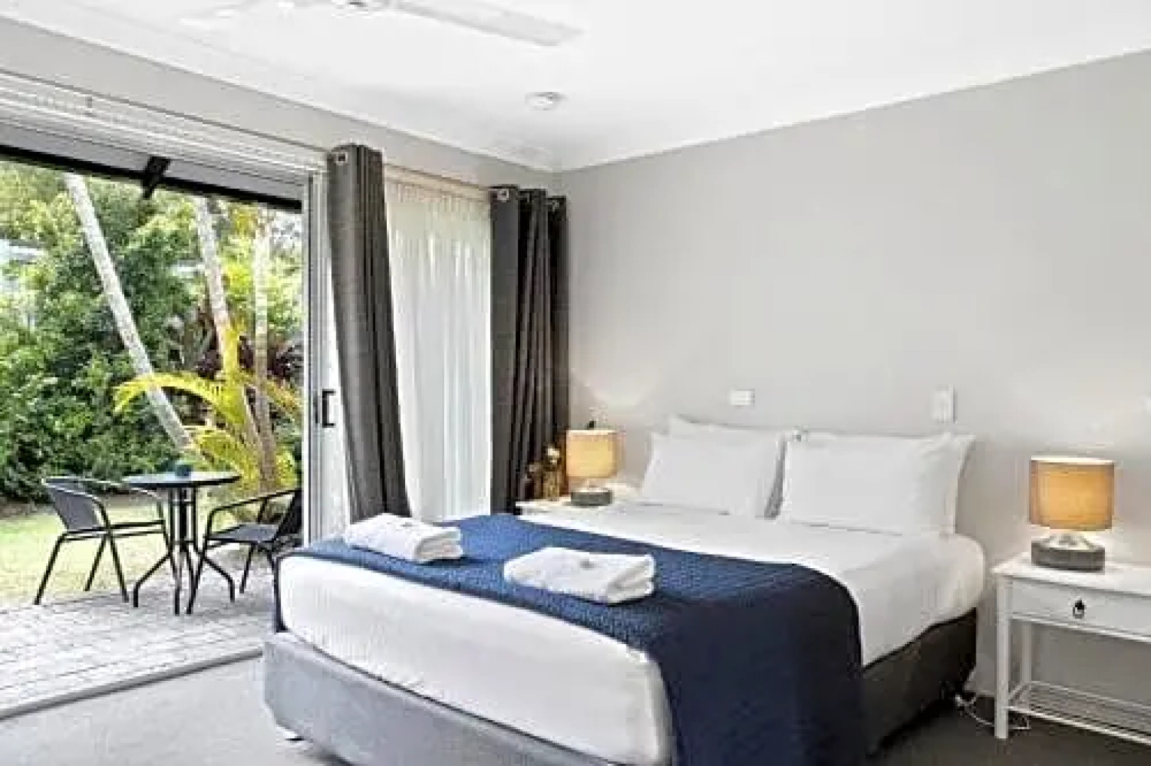 The Park Hotel Motel, Byron Bay
