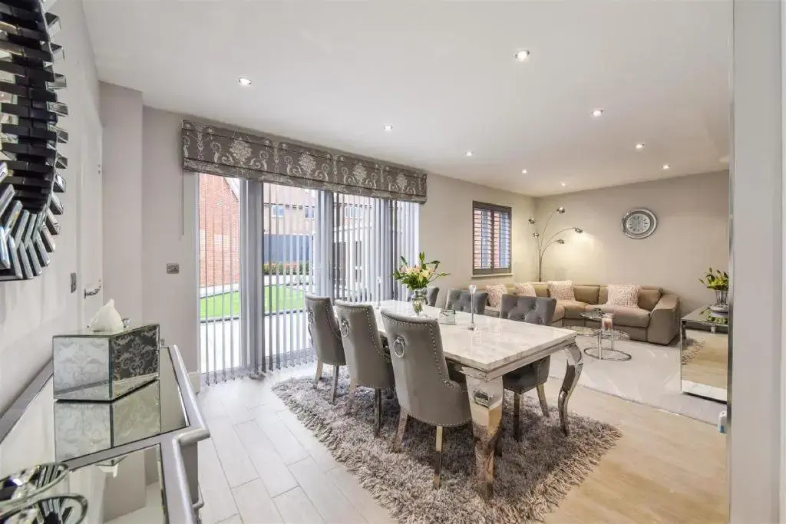 Luxury 4 Bedroom Detached House