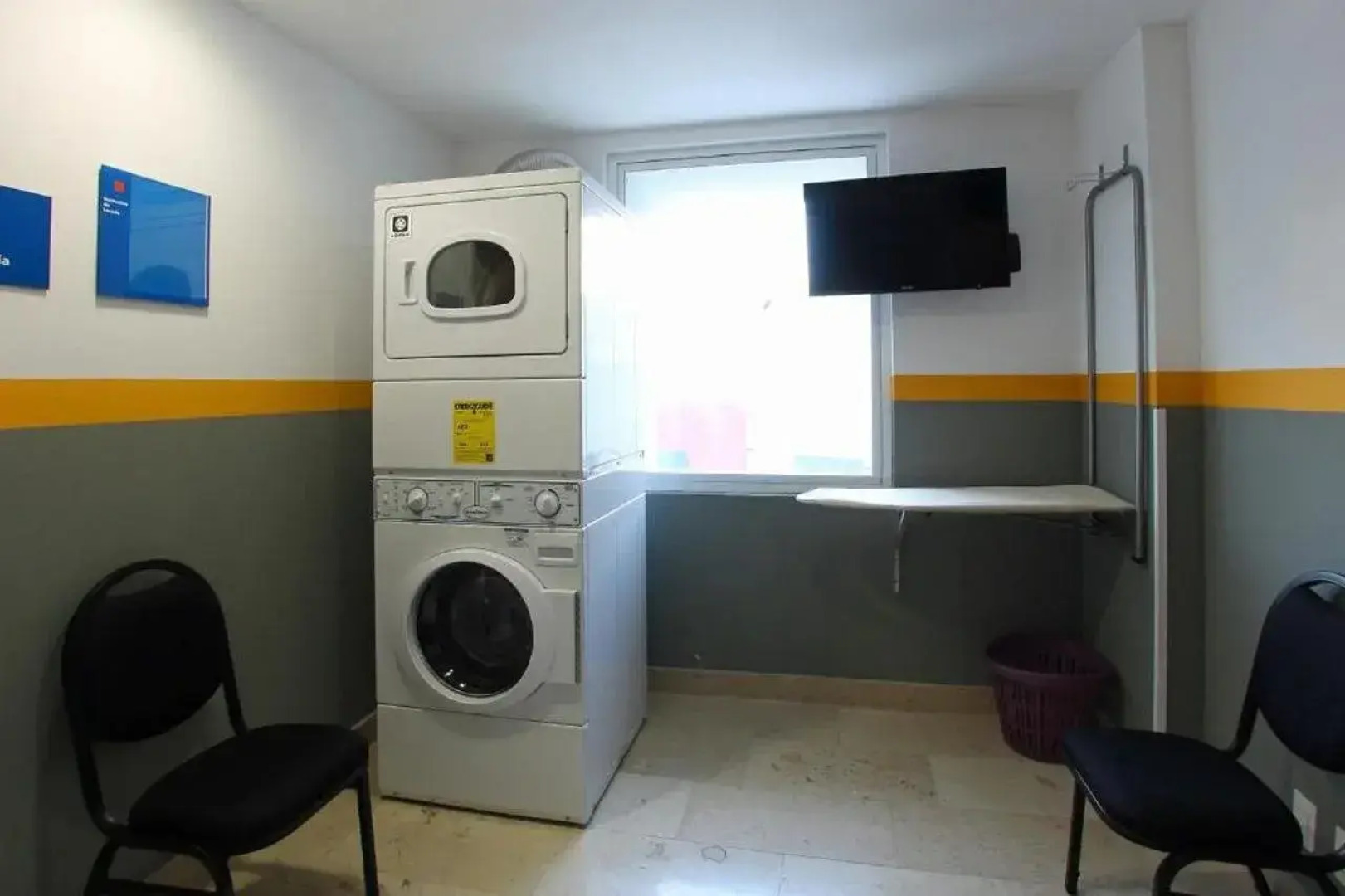 One Villahermosa 2000