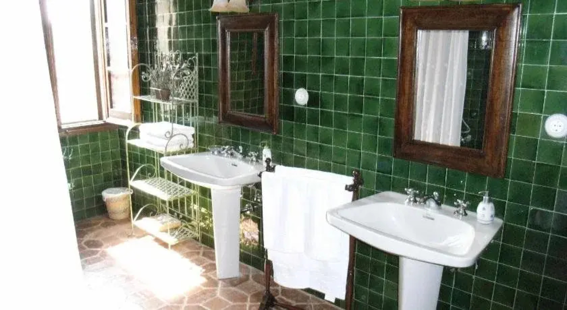 Hotel Masia Can Vive