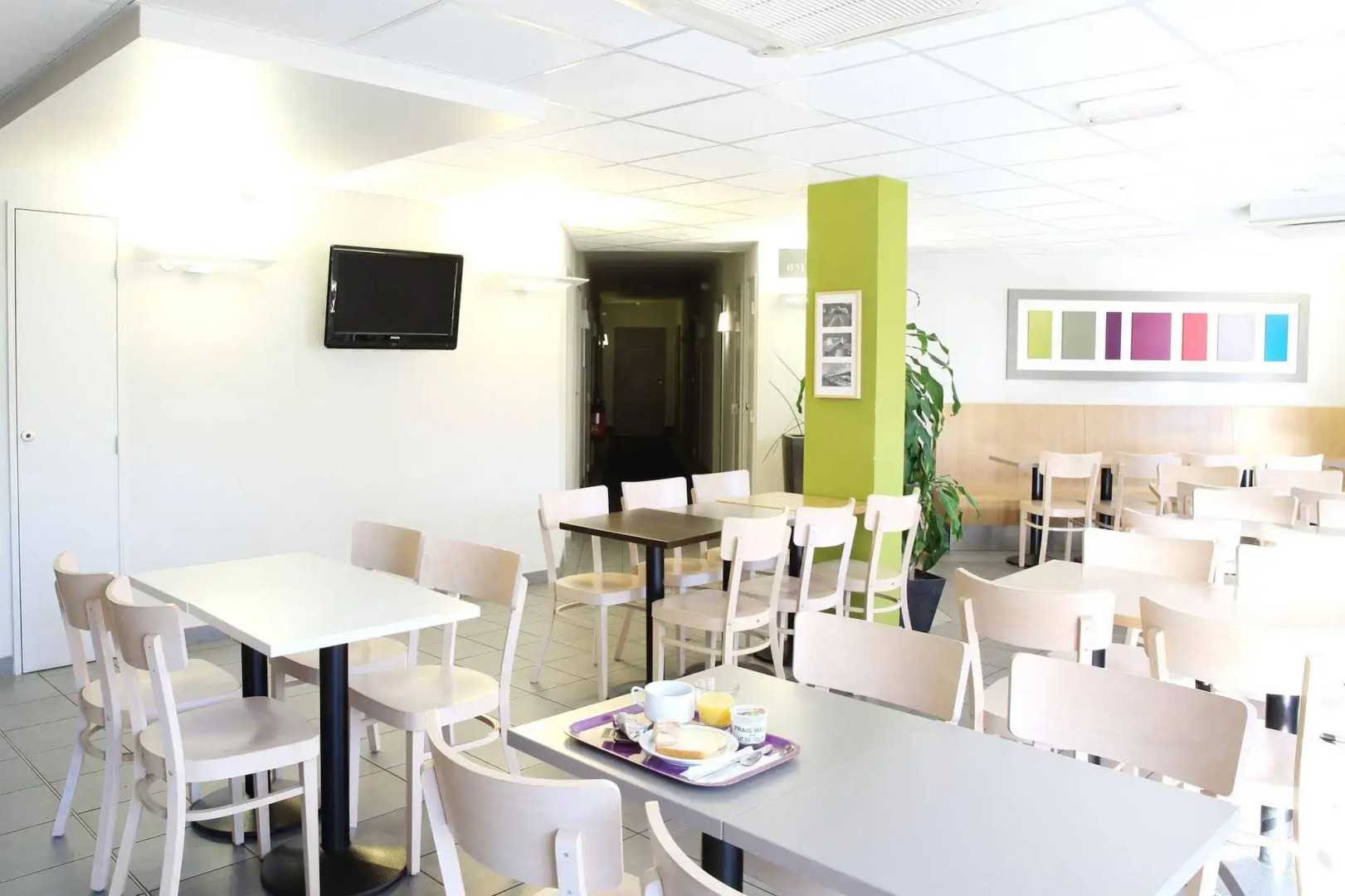 B&B HOTEL Aix-en-Provence Le Tholonet