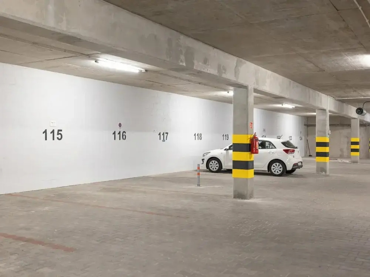 Apartment Overlooking the River, Pool, Dziwnow