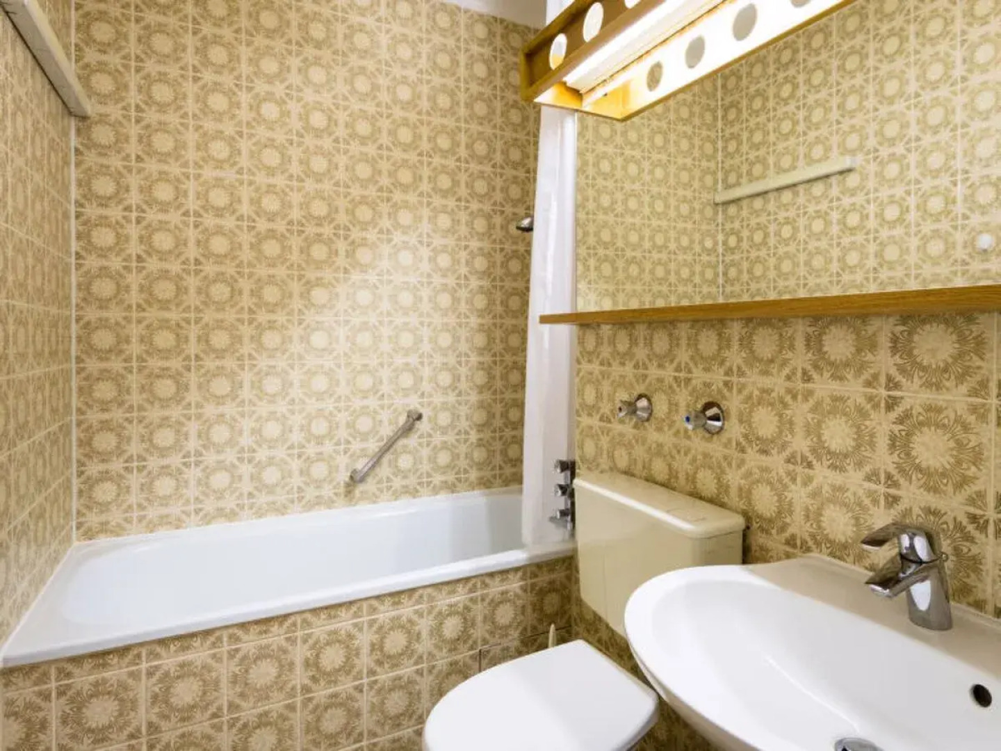 Apartment B512 Sassofortino