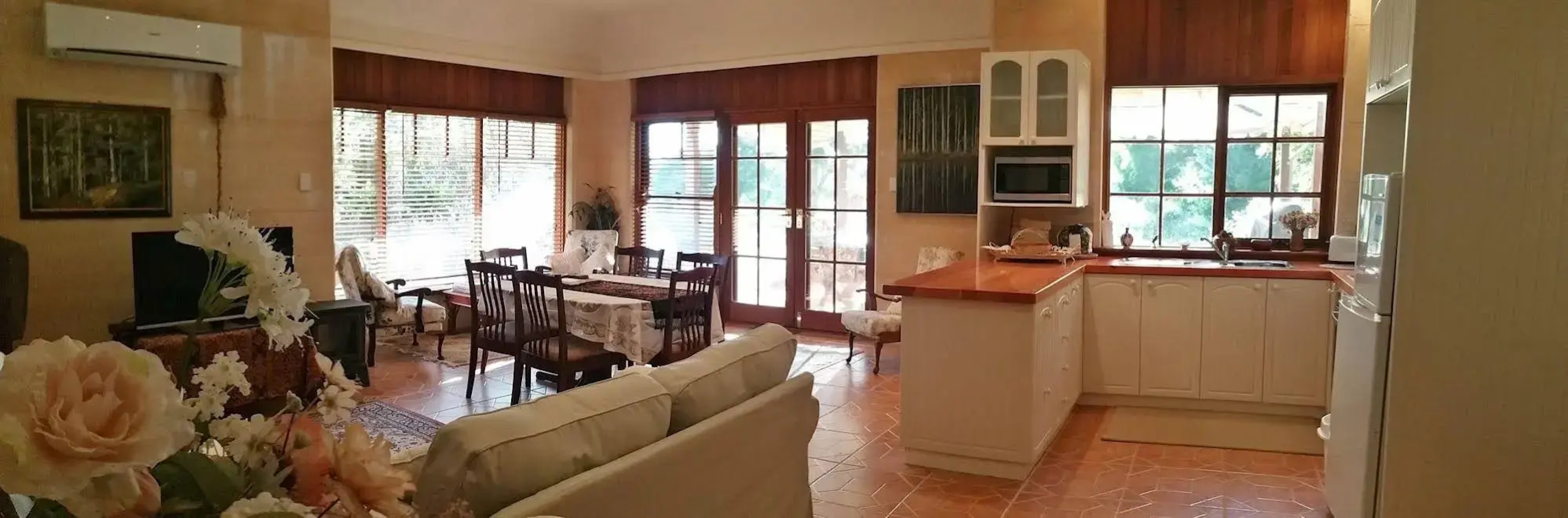 Canterbury Cottage Northcliffe