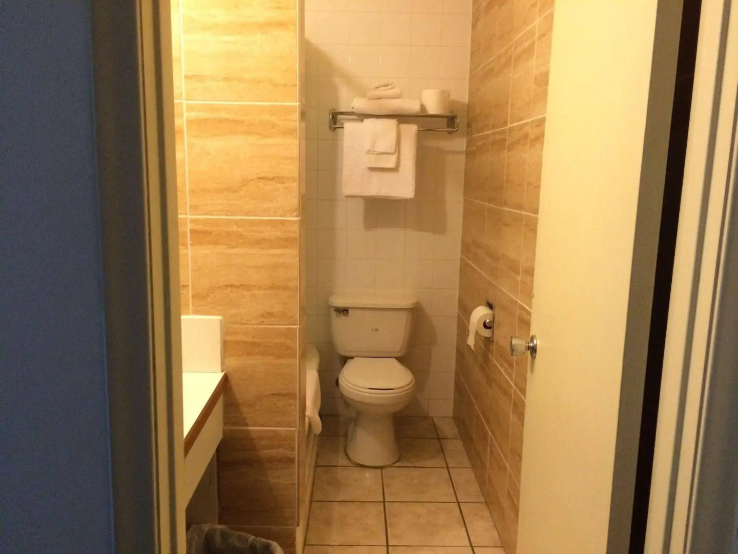 Esterhazy Motor Hotel