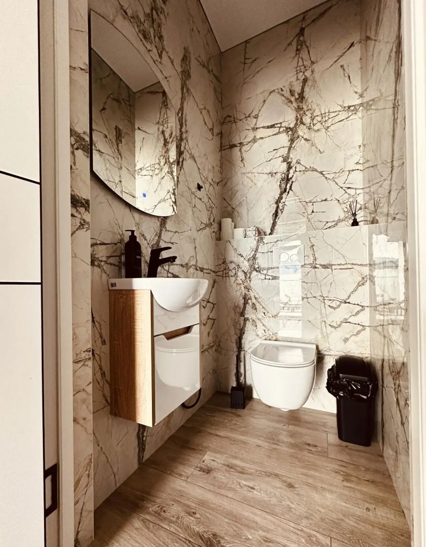 Коттедж у подножия гор