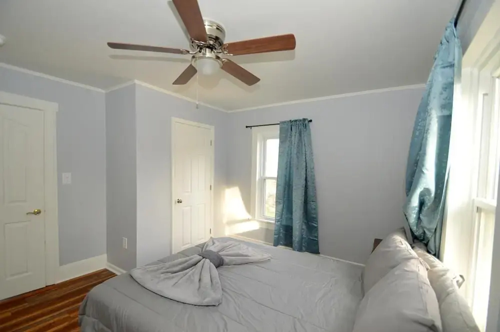 Broadway Cottage - Convenient Location!