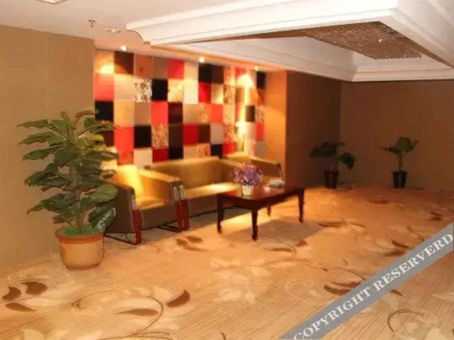 Weihai Holiday Hotel