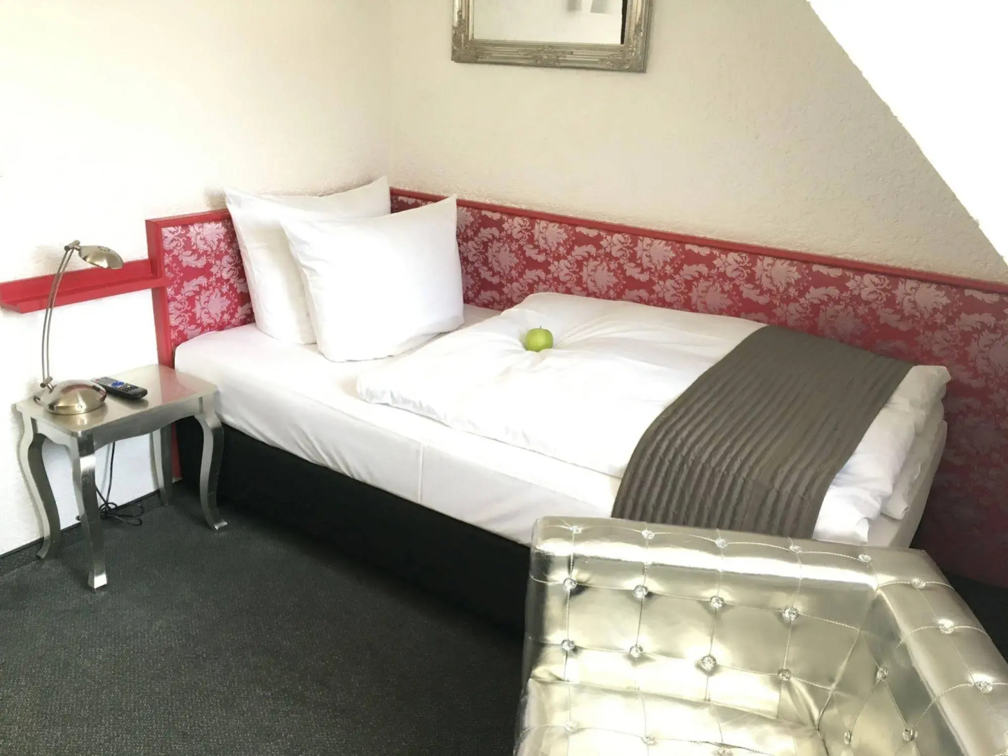 Hotel H.E.Y.M.A.N.N.