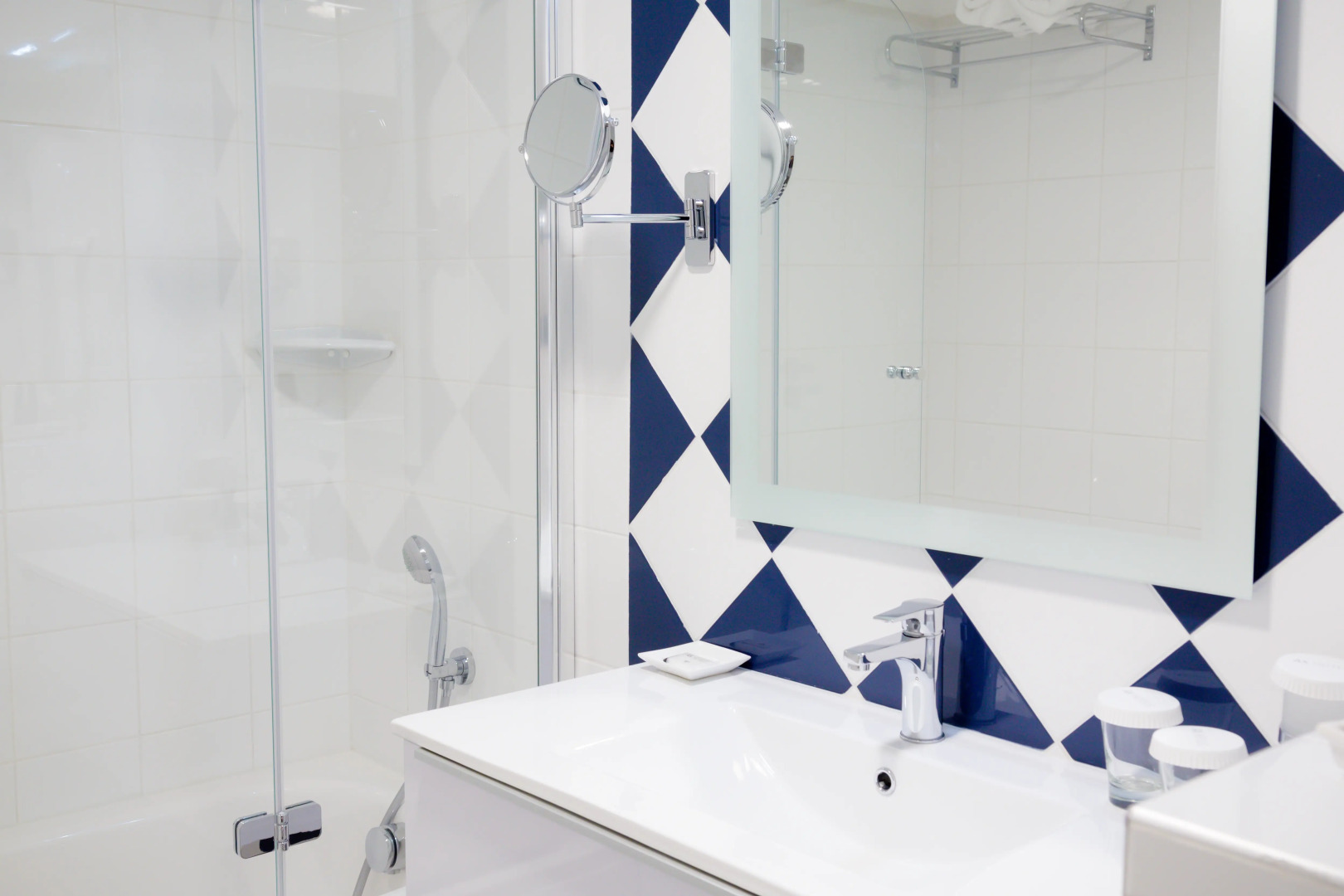 AX The Victoria Hotel