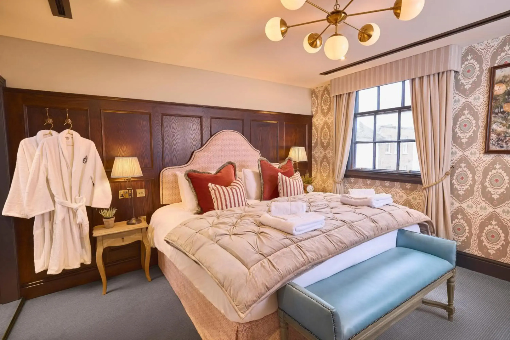 Salisbury Arms Hotel