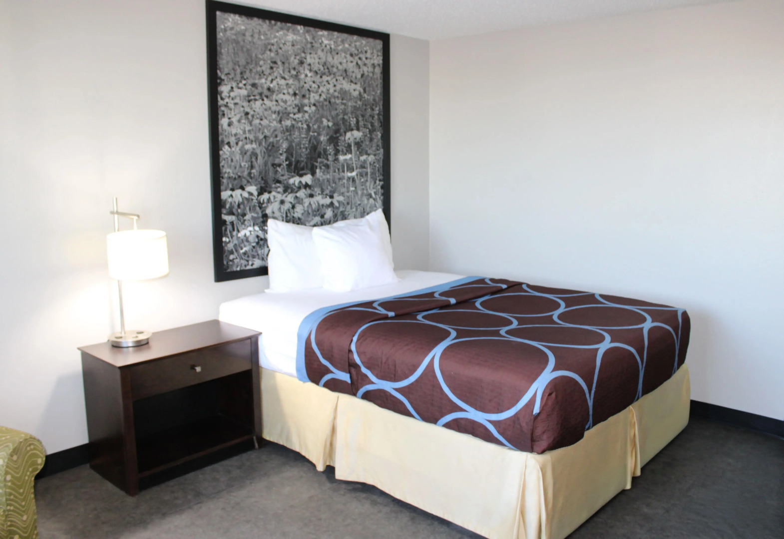 Super 8 by Wyndham Williston ND