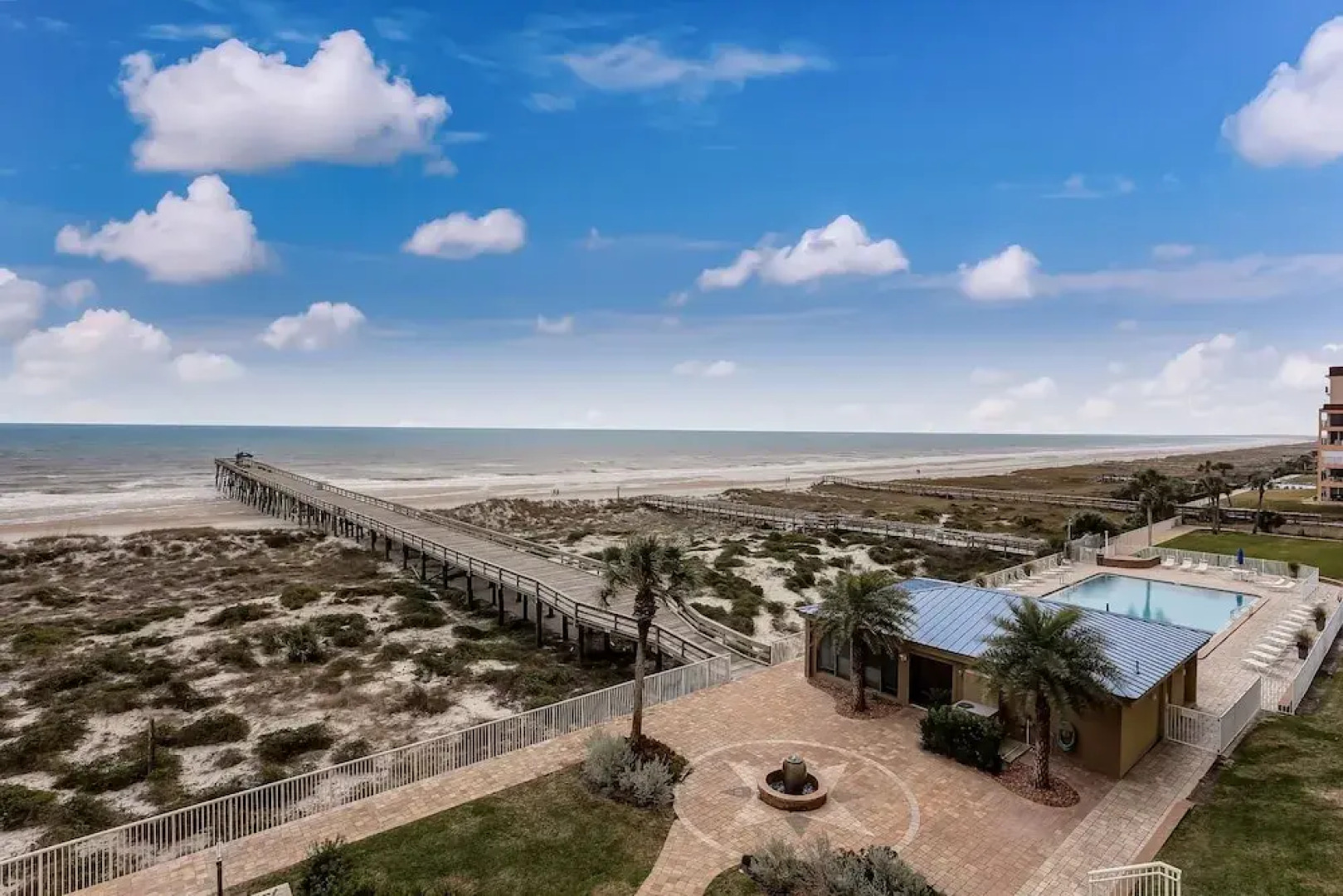 Tastefully Decorated Condo with Scenic Beach Views by RedAwning