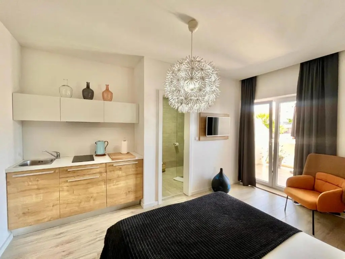 Apartments and Rooms Mateša