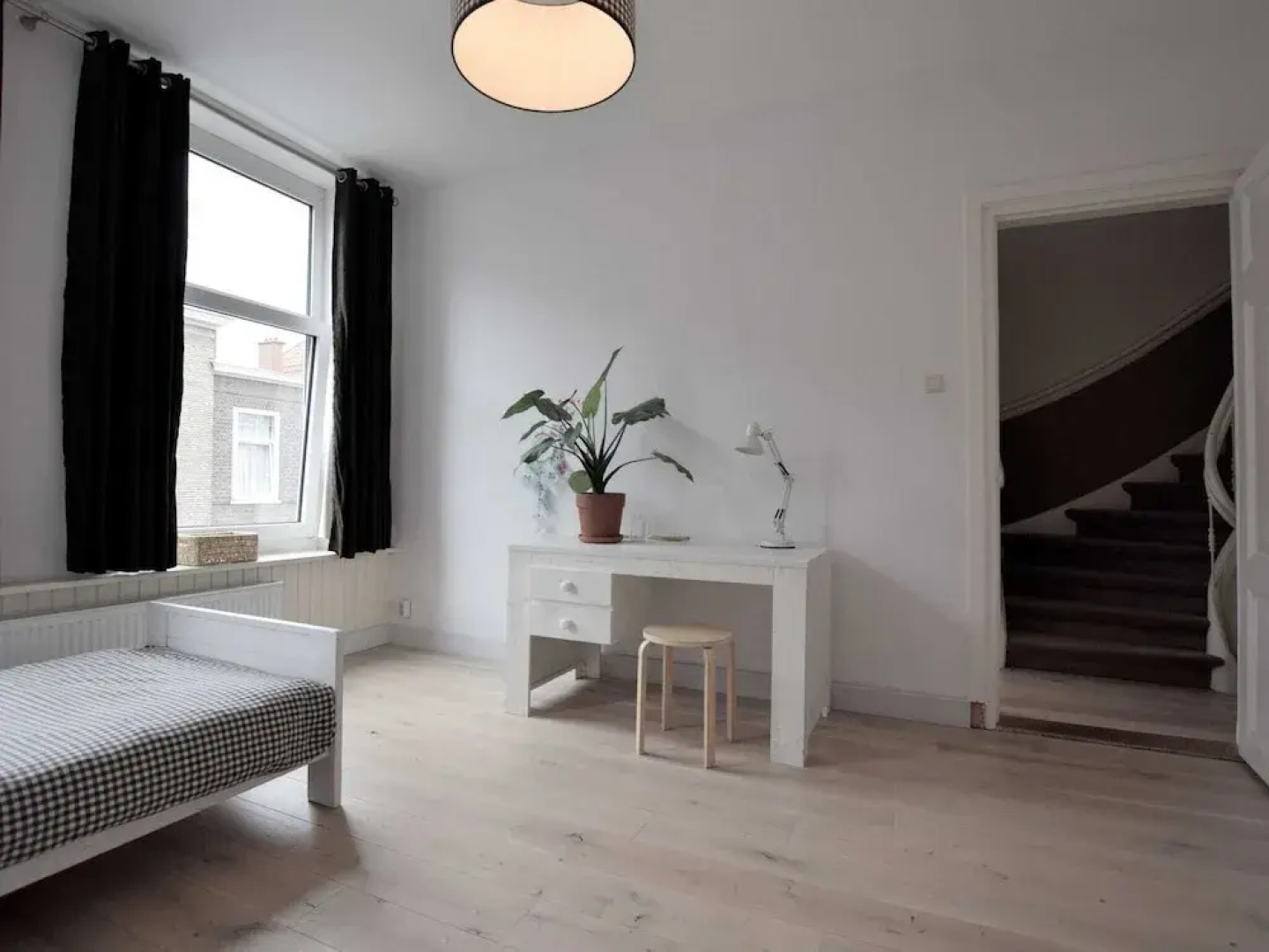 Quietly Located Mansion Near the Centre of The Hague