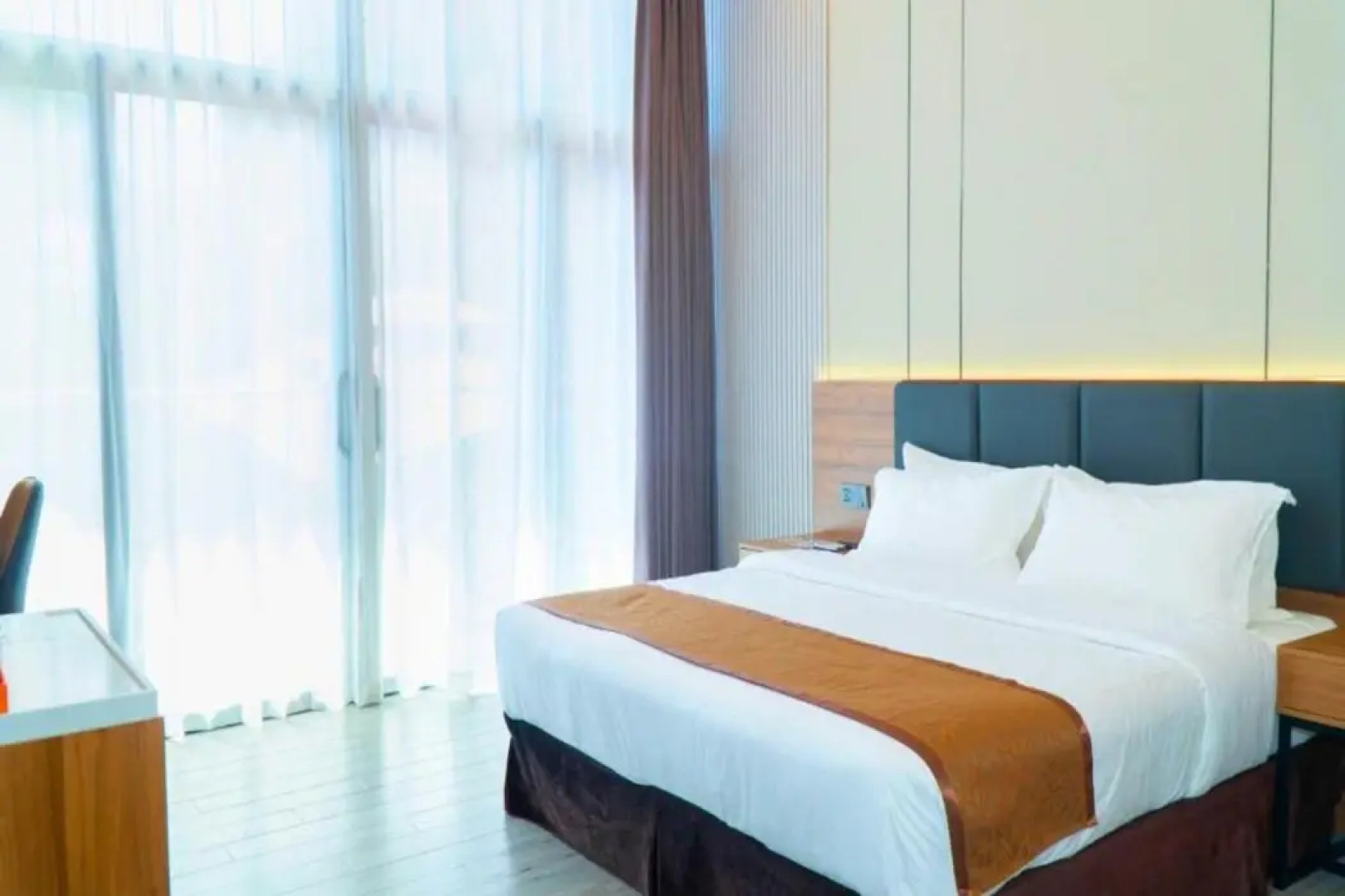 Vienna Hotel (Newly Renovated 2025)