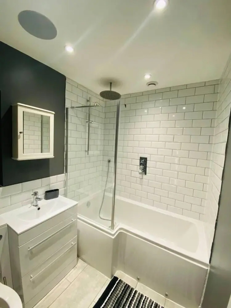 Lovely 2-bed House in Rochester