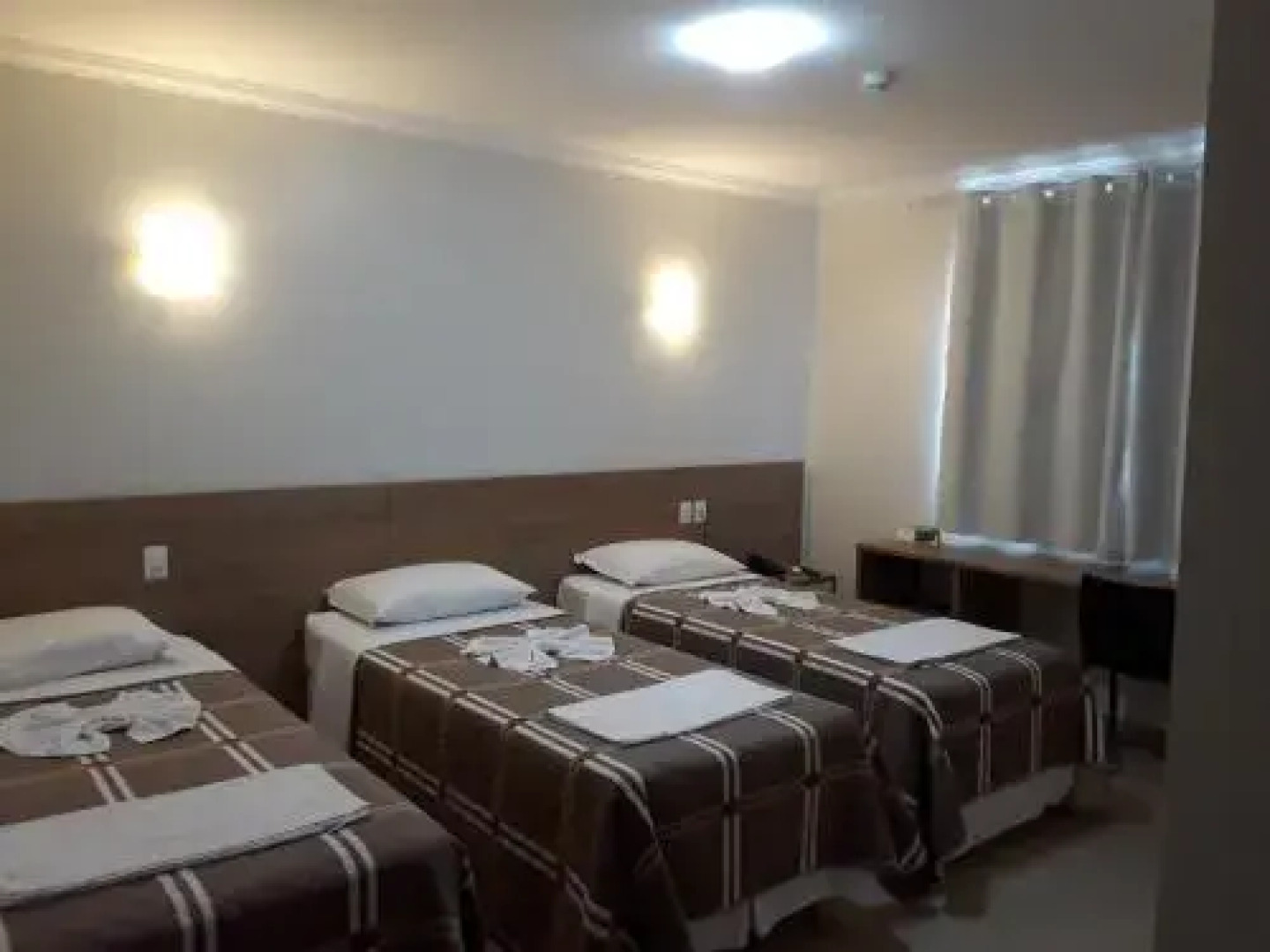 Di Napoli Plaza Hotel