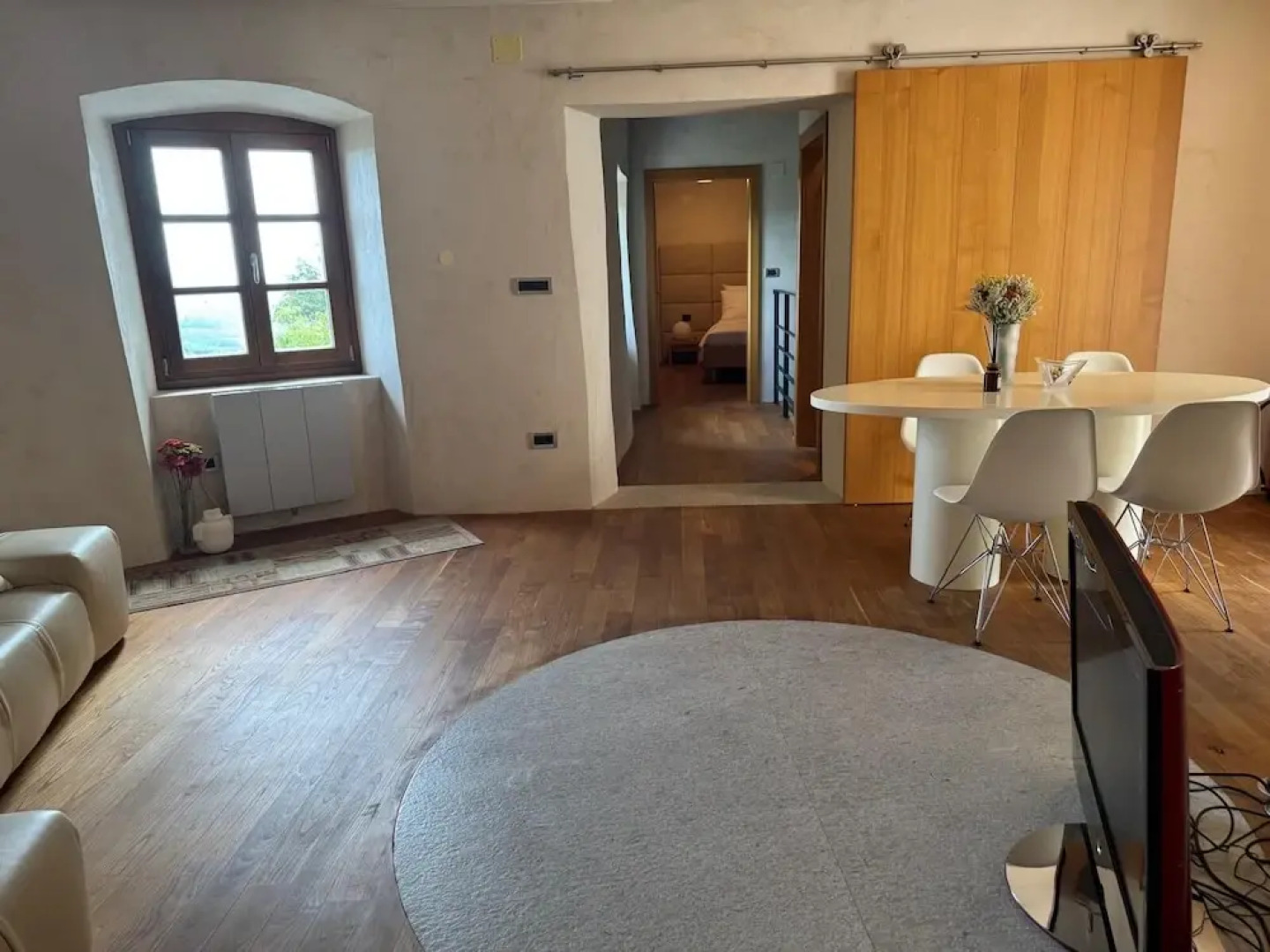 SMARTnoOK Rooms & Apartment