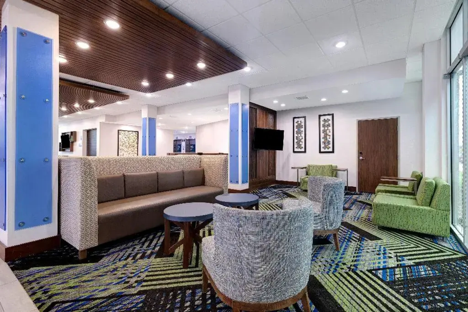 Holiday Inn Express & Suites Ann Arbor - University South by IHG
