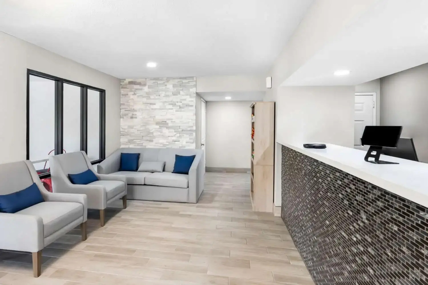 Econo Lodge Inn & Suites Ocean Springs - Biloxi