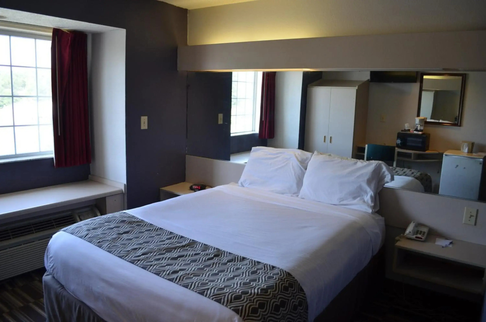 Stay Express Inn & Suites Atlanta