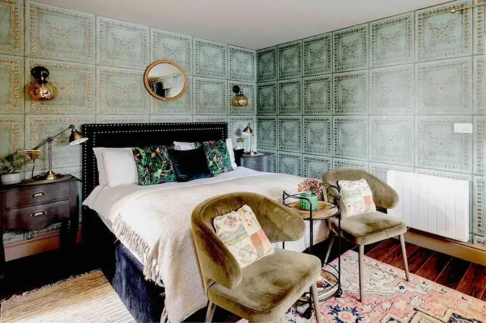 1 Bed Studio Sleeps 2 -patio -garden -dogs Ok