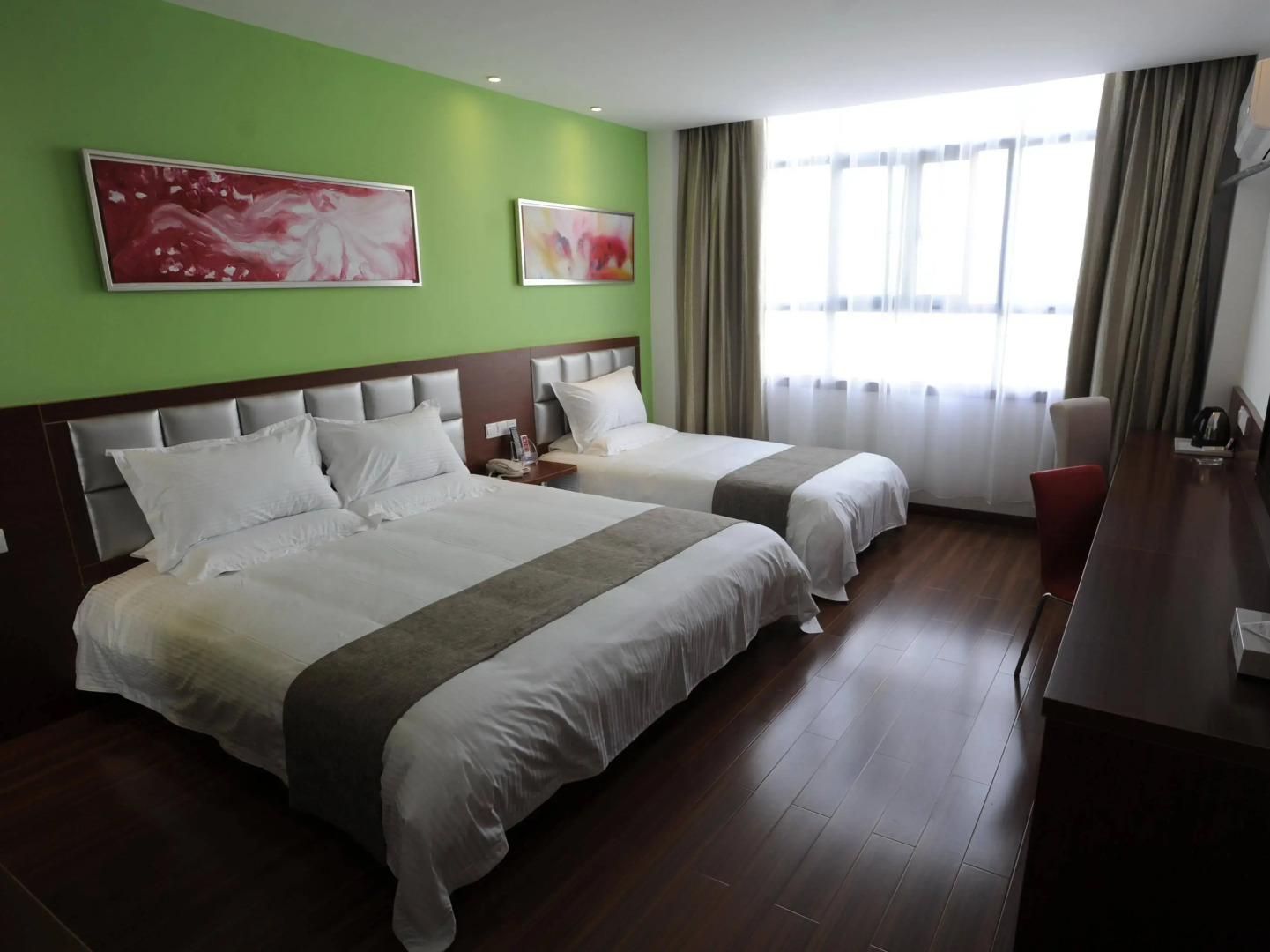 Wuhan Shuianmeiju Hotel