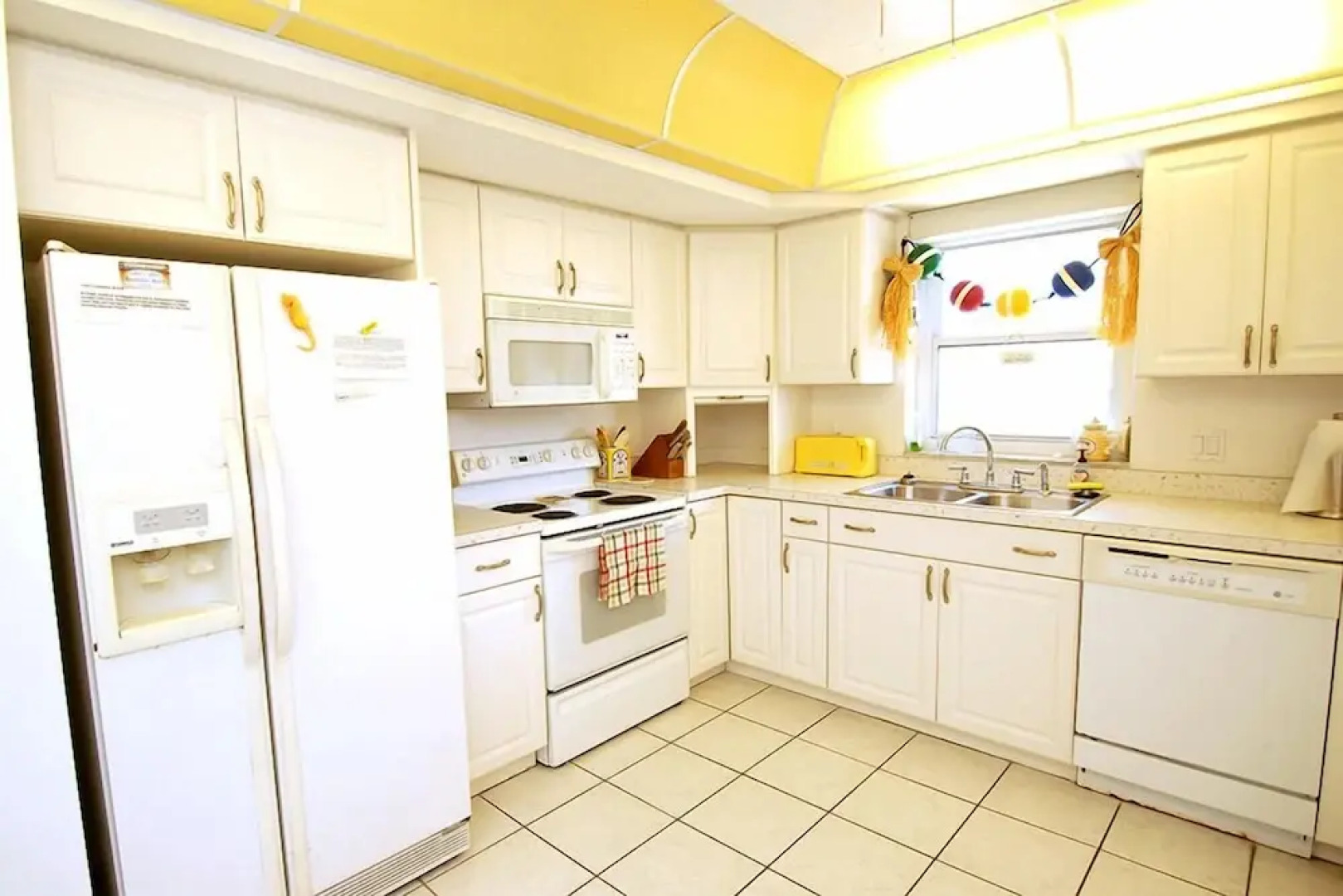 Beach Castle 1203 by Anna Maria