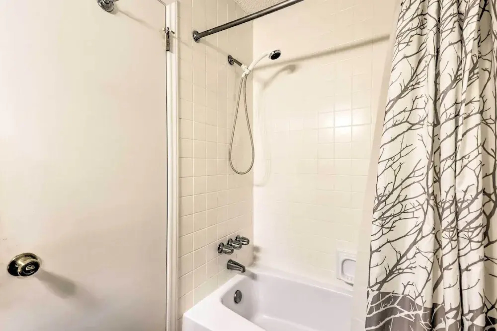 Pet-friendly Condo: Walk to Beech Mtn Resort!