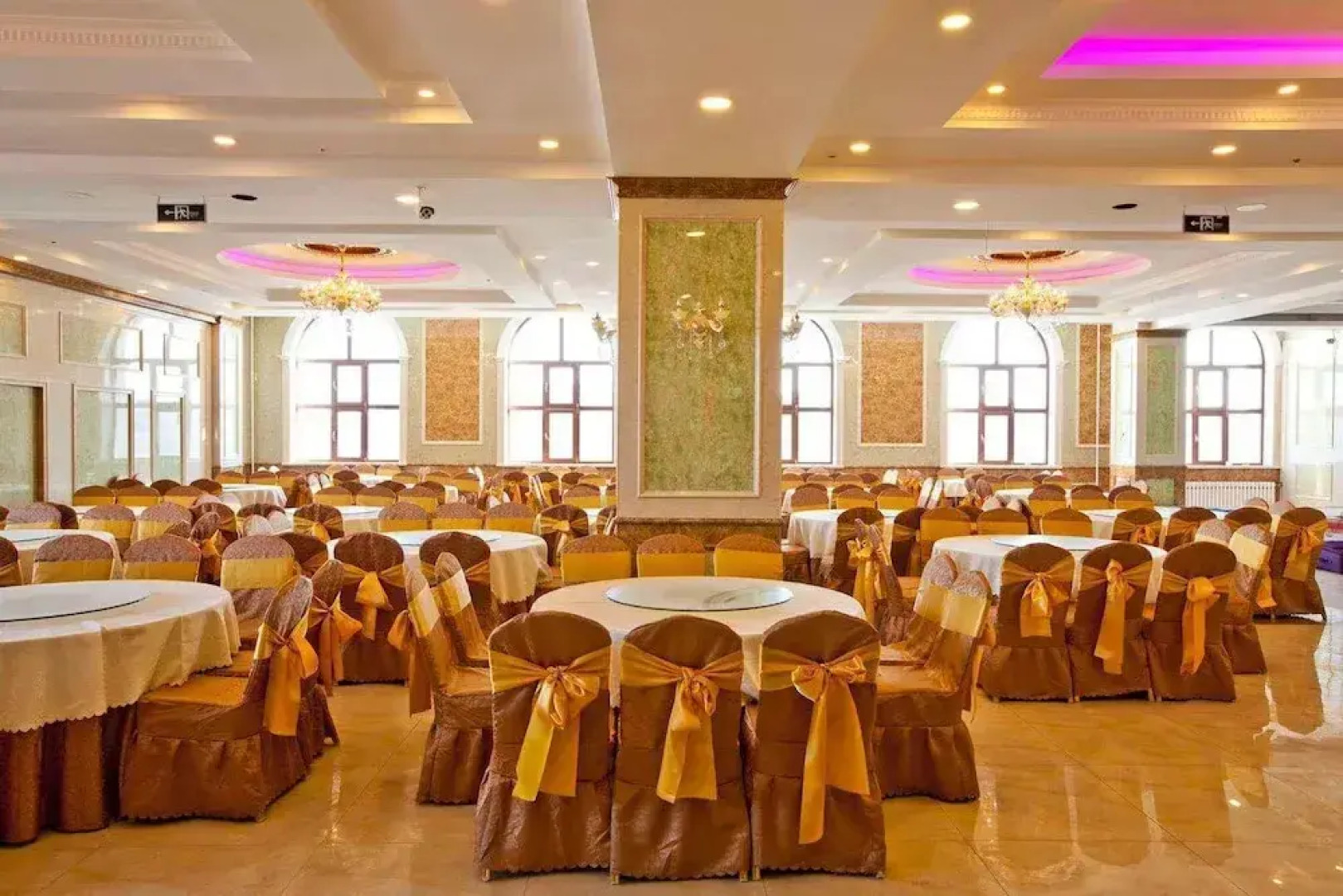 Gem Prairie (Jia Sheng) Hotel