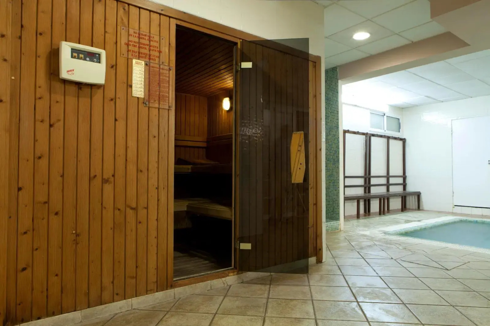 Intelier Bonaire Hotel