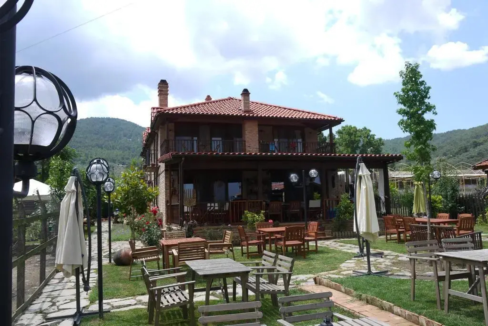 Naturalife Farm Hotel