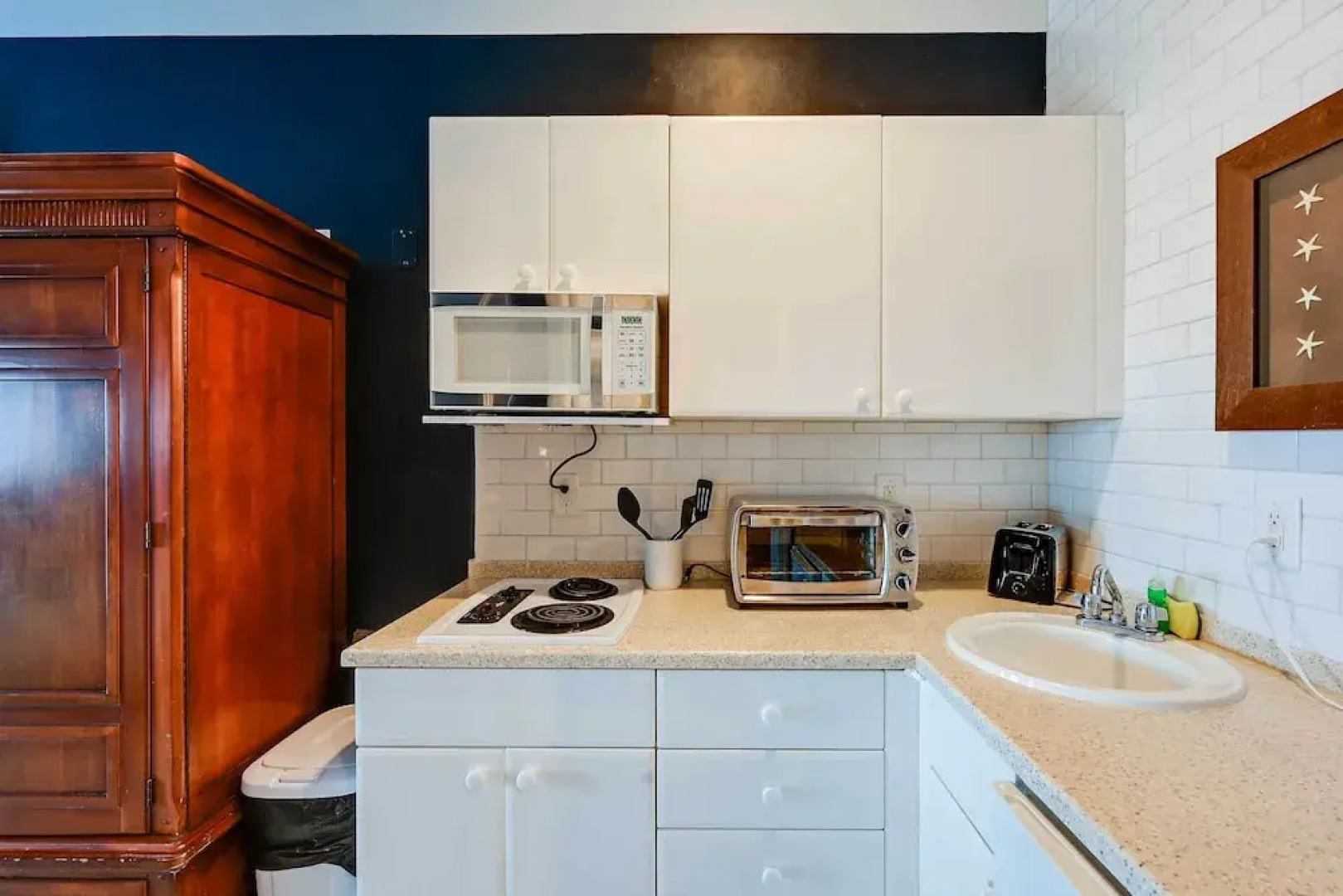 Studio w/ Marina Views: 15 Mi To Everglades!