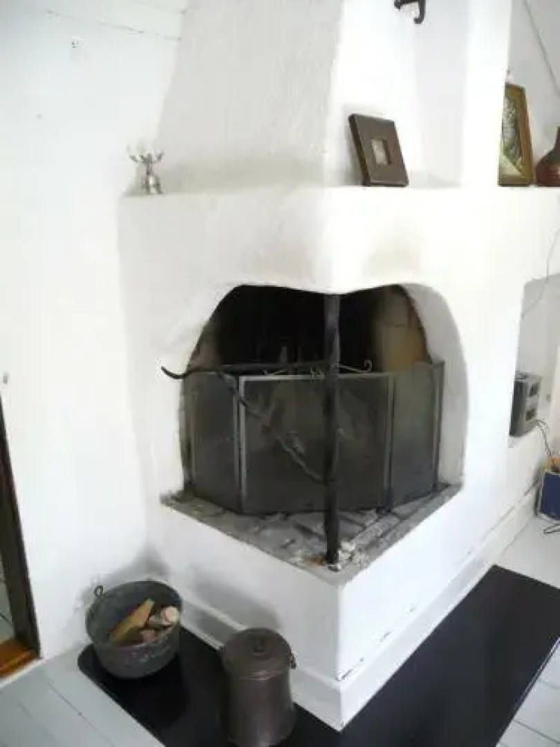 Havsnära 1700-tals Timmerstuga