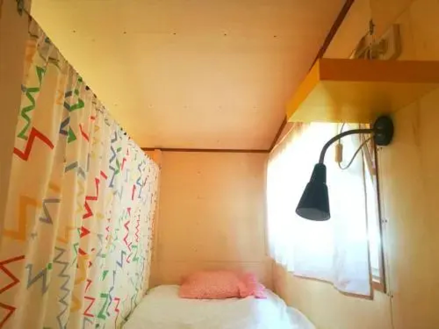 Pura Vida Beach Hostel