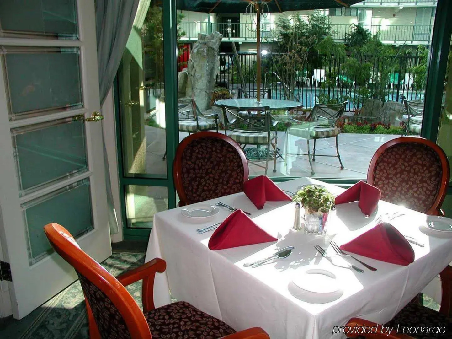 DoubleTree by Hilton Torrance - South Bay