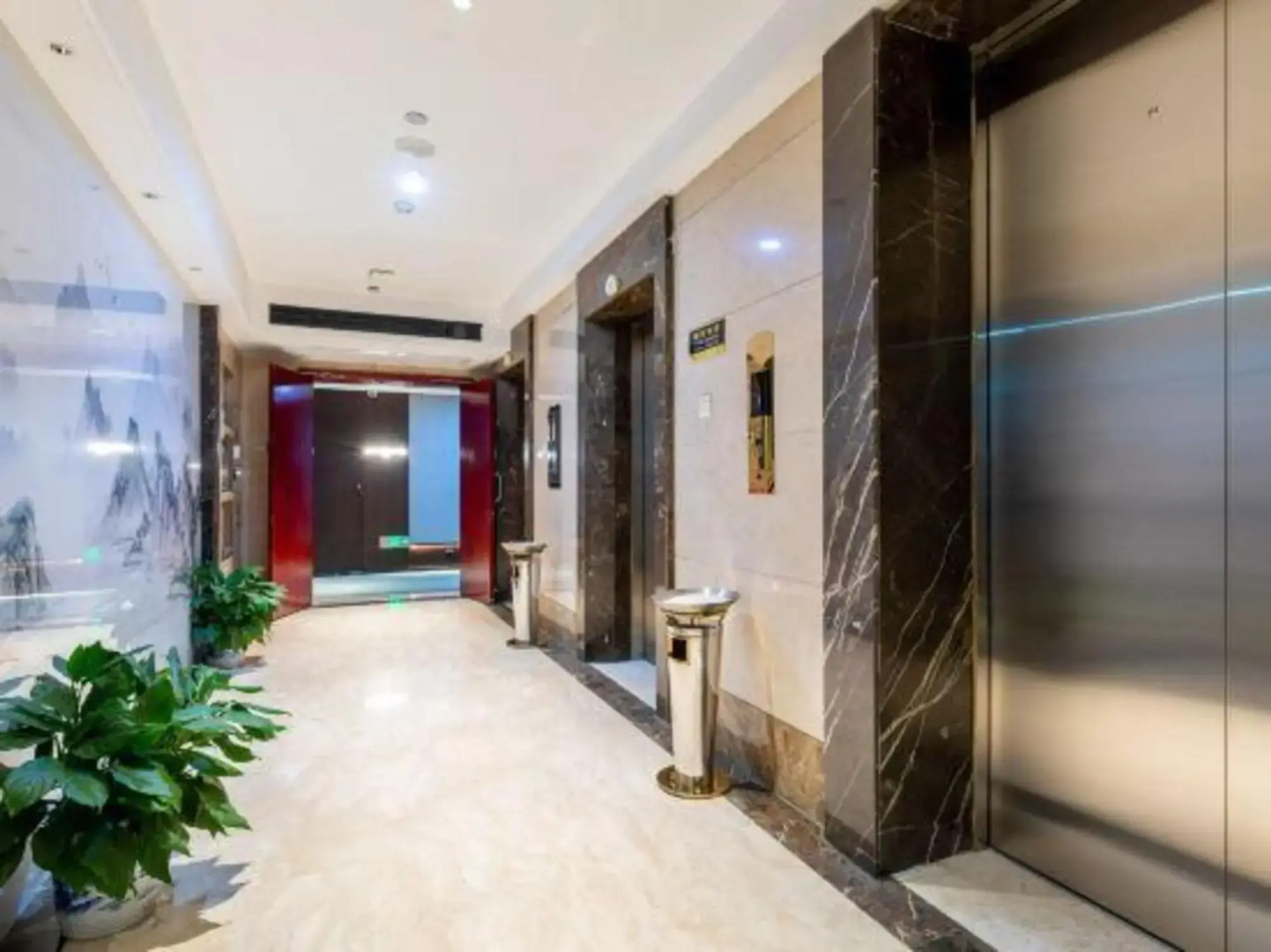 Boni International Hotel