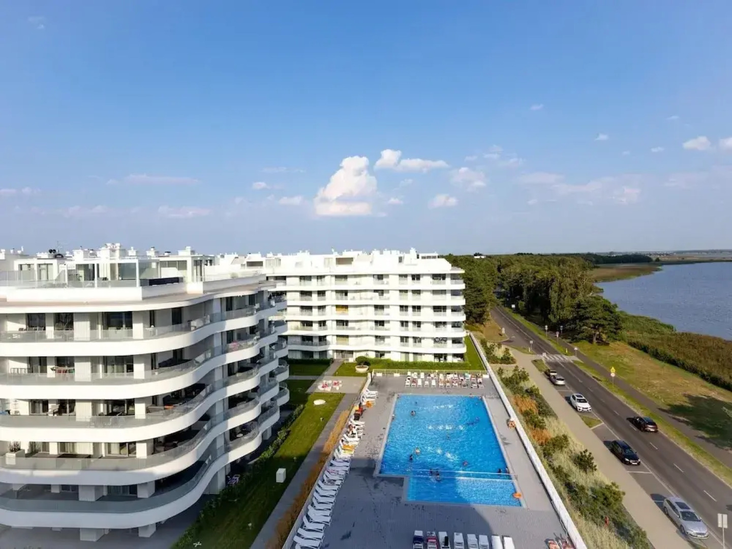 Apartment in Rogowo Near Beach and Lake