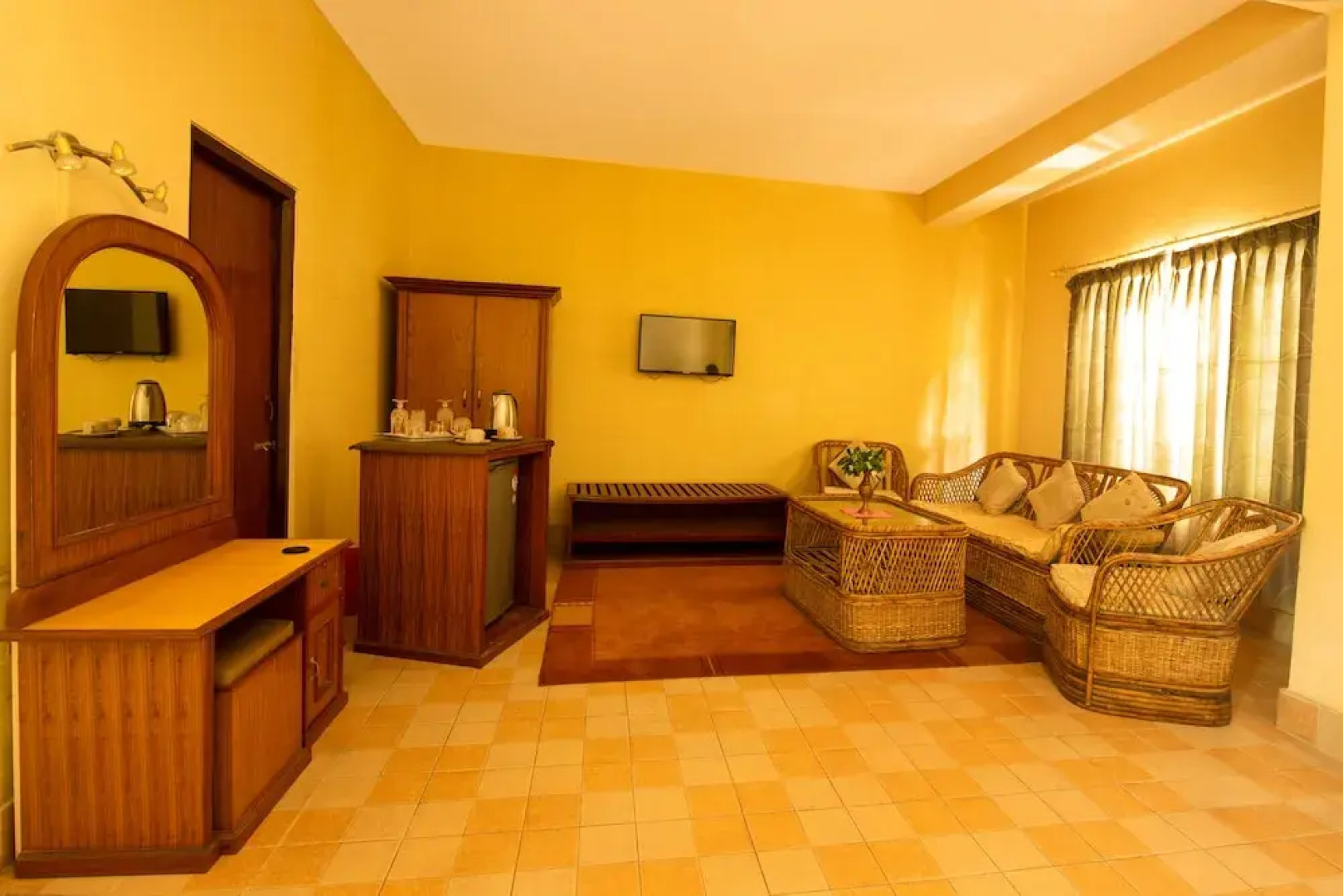 Chitwan Paradise Hotel