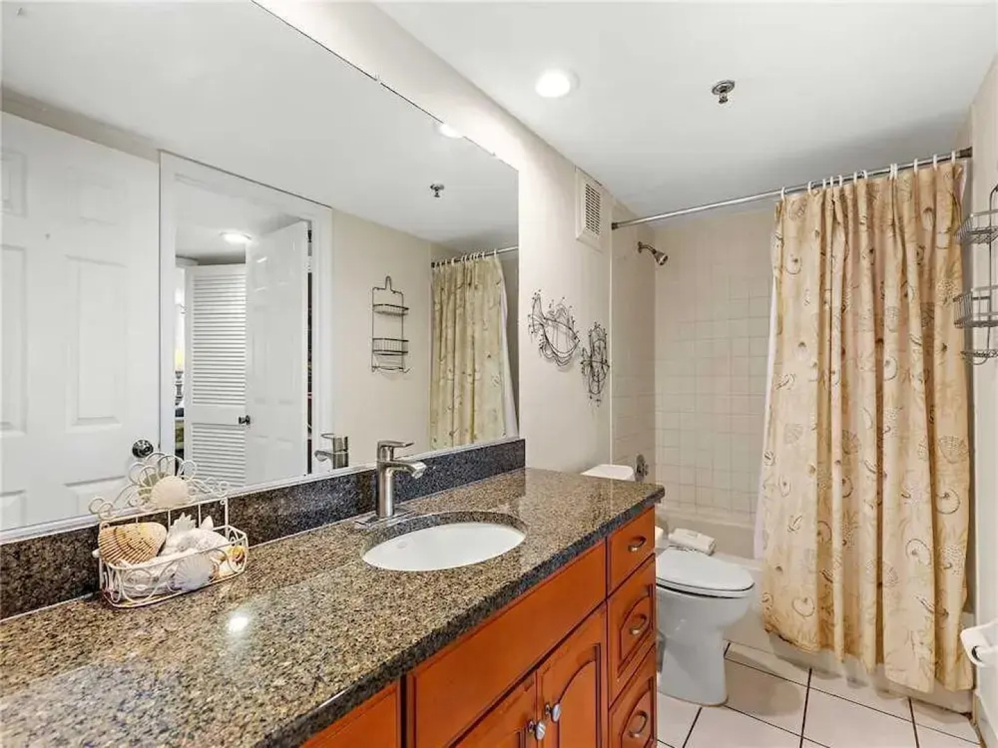 Las Brisas 504 - Three Bedroom Condo