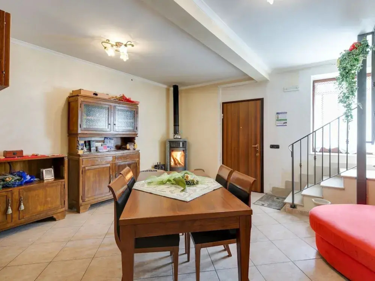 Belvilla by Oyo Sirente House